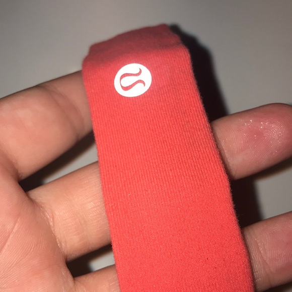 Fly Away Tamer Lululemom Headband (skinny) - Picture 3 of 3